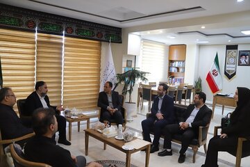 دیدار شهرداران کوهسار و کمال‌شهر با مدیرکل راه و شهرسازی البرز برای بررسی طرح‌های توسعه شهری