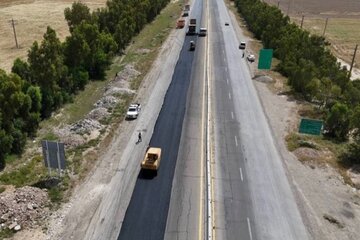 بهبود زیرساخت‌های جاده‌ای استان ایلام با فعالیت همزمان ۱۲ اکیپ راهداری در محورهای مواصلاتی