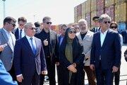 ببینید| بازدید وزیر راه و شهرسازی از بنادر آکتائو قزاقستان در سواحل شرقی دریای خزر