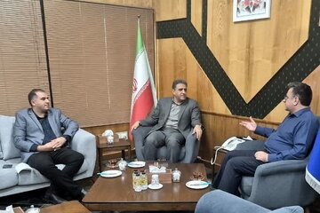 ببینید| نشست مشترک مدیرکل راه و شهرسازی خوزستان و مدیرکل صدا و سیمای مرکز خوزستان با هدف گسترش همکاری های دو جانبه