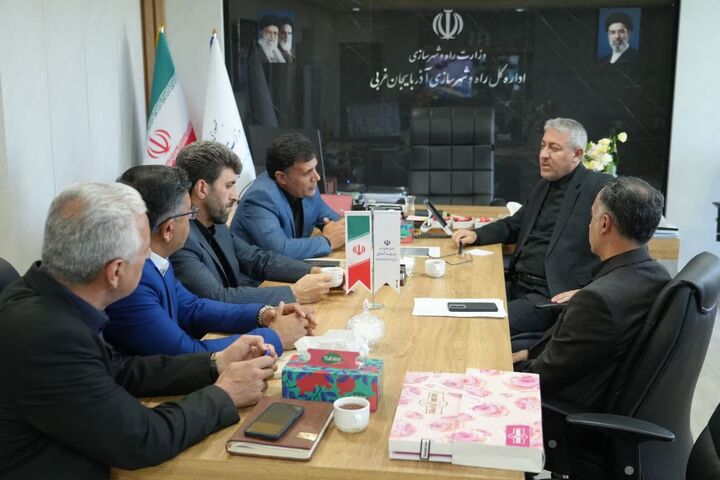 دیدار رییس دانشگاه پیام نور آذربایجان‌غربی با پیمان آرامون مدیرکل و رییس شورای هماهنگی راه و شهرسازی استان