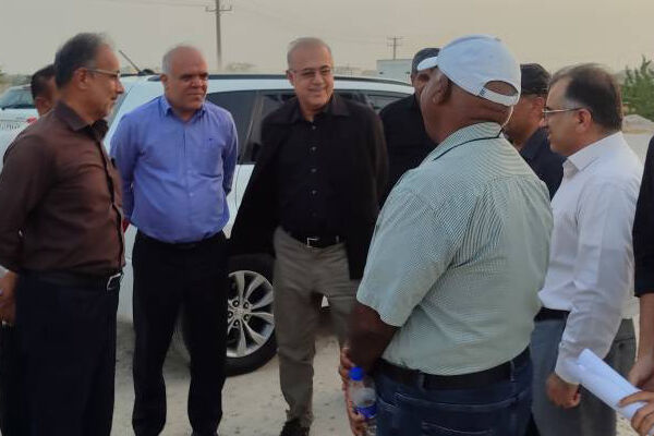 بازدید استاندار هرمزگان از پروژه تعریض محور بندرعباس ـ بندرلنگه