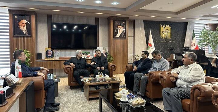 بررسی روند پیشرفت جاده‌های روستایی ممسنی و رستم در دیدار نماینده مجلس با مدیرکل راهداری فارس