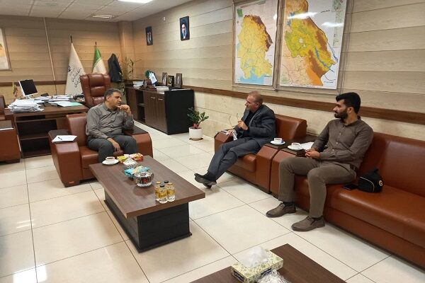 ببینید| برگزاری نشست مشترک مدیرکل راه و شهرسازی خوزستان با فرماندار رامهرمز با هدف تسریع در اجرای پروژه‌های راهسازی و مسکن