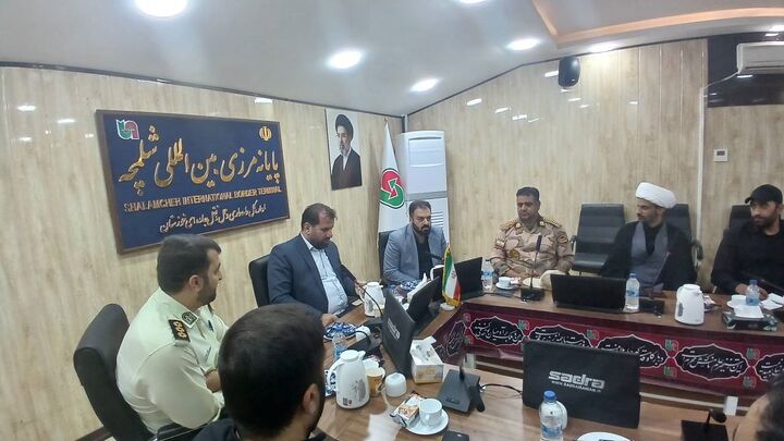 تعامل و همدلی؛ رمز موفقیت در خدمت‌رسانی به زائران حسینی(ع)/ پایانه مرزی شلمچه ویترین خدمت‌رسانی نظام است