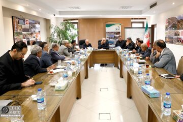 ببینید | نشست مدیرعامل شرکت ساخت و توسعه با سرمایه‌گذاران آزادراهی کشور