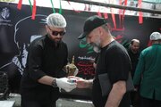 موکب سازمان بنادر و دریانوردی پذیرای زوار و وداع‌کنندگان با رهبر شهید انقلاب