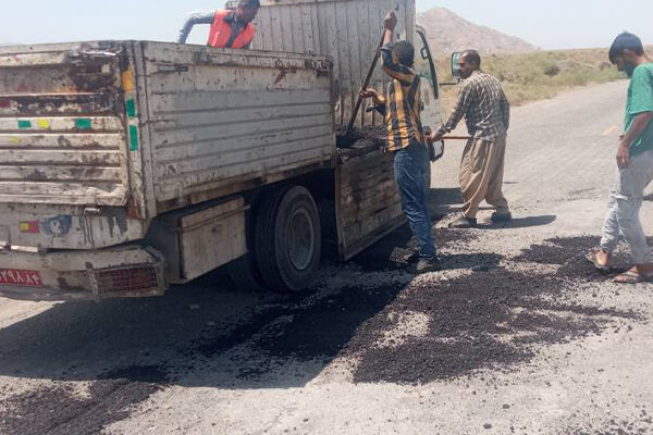 لکه گیری محورهای مواصلاتی حاجی‌آباد