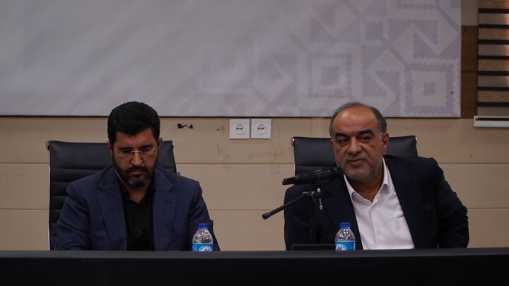 تقدیر معاون هماهنگی امور عمرانی استانداری کرمان از عملکرد مدیرکل راه و شهرسازی استان کرمان
