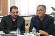 ببینید | جلسه هماهنگی خدمت‌رسانی به زائران شرکت‌کننده در مراسم تشییع پیکر رهبر شهید (ره) با حضور معاون برنامه‌ریزی و مدیریت منابع وزارت راه و شهرسازی، سرپرست شرکت فرودگاه‌ها و ناوبری هوایی ایران، معاون حمل‌ونقل سازمان راهداری و حمل‌ونقل جاده‌ای کشور، معاون مسافری شرکت راه‌آهن جمهوری اسلامی ایران