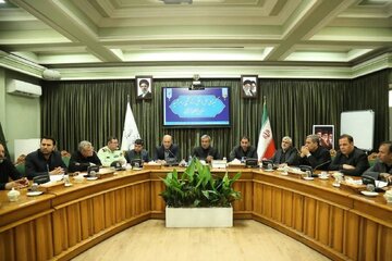 ببینید |  جلسه کمیته ملی حمل‌ونقل ستاد تشییع پیکر رهبر شهید انقلاب در خراسان رضوی با حضور هیات وزارت راه و شهرسازی