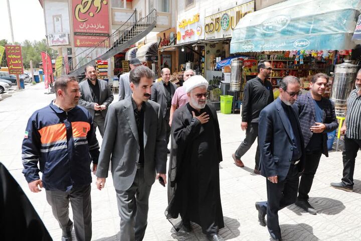 تقدیر ویژه مدیرکل دیوان محاسبات و مدیرکل بازرسی استان از اقدامات اداره‌کل راهداری و حمل‌ونقل جاده‌ای استان سمنان در آماده‌سازی محورهای مواصلاتی برای مراسم تشییع رهبر شهید ایران
