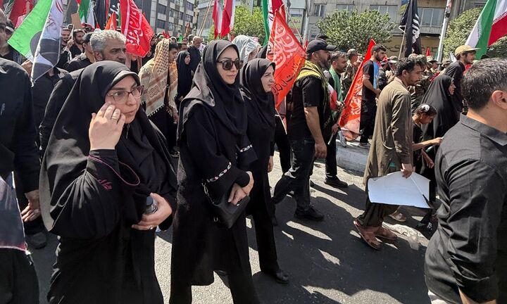 حضور رئیس سازمان هواشناسی کشور در مراسم تشییع رهبر شهید انقلاب