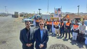 ببینید | بازدید استاندار سیستان و بلوچستان به همراه مدیر کل راهداری و حمل و نقل جاده ای از اعزام زائرین با ناوگان حمل و نقل مسافری جهت شرکت در مراسم تشییع رهبر شهید امت در مشهد مقدس