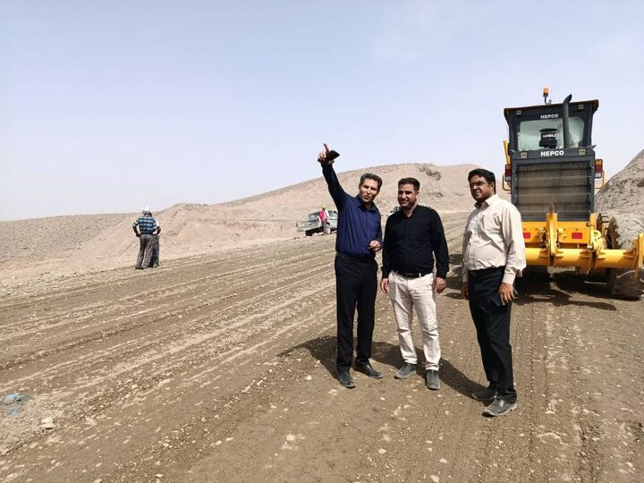 مراحل پایانی زیرسازی قطعه چهارم و آغاز عملیات قطعه سوم پروژه کوهبنان-زرند در کرمان