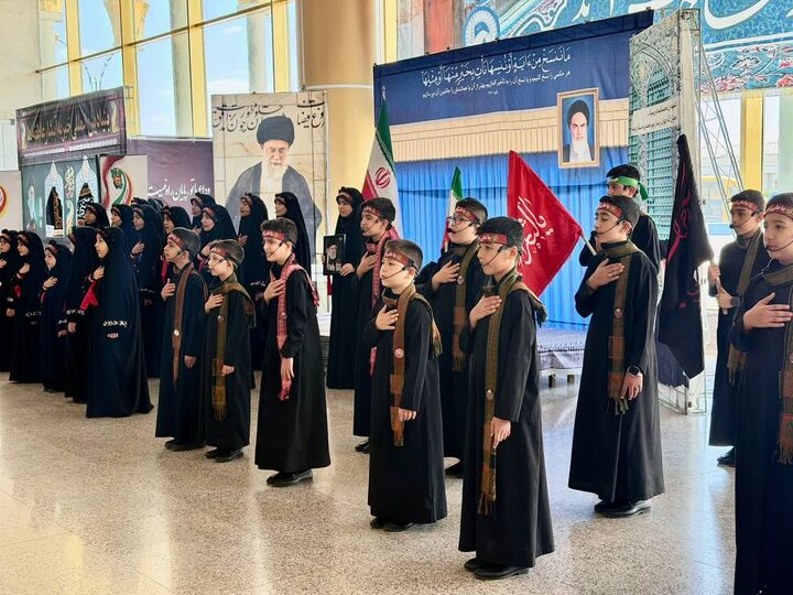 ببینید| آغاز اجراهای فرهنگی فرودگاه بین‌المللی شهید هاشمی‌نژاد در استقبال از زائران و شرکت‌کنندگان در مراسم تشییع پیکر مطهر رهبر شهید