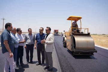 تکمیل محورهای راهبردی فارس، دسترسی به شرق کشور را تقویت می‌کند