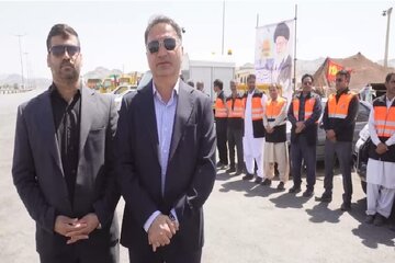 ویدیو| خدمات‌رسانی به زائران اعزامی از استان سیستان و بلوچستان در آستانه آیین وداع، تشییع و تدفین رهبر شهید امت در مشهد مقدس