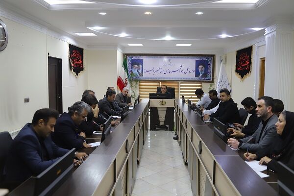 برگزاری نشست سرپرست اداره کل راه و شهرسازی استان البرز با پیمانکاران نهضت ملی مسکن برای رفع موانع و تسریع در افتتاح پروژه‌ها