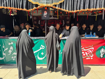 ببینید | حضور گسترده بنیاد مسکن خراسان رضوی در موکب خدمت‌رسانی مراسم وداع و تشییع رهبر شهید انقلاب اسلامی