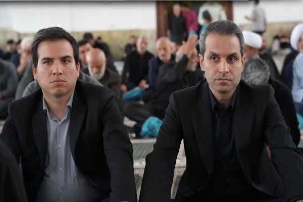 تجدید میثاق با آرمان‌های رهبر شهید؛ حضور پرشور مدیرکل و کارکنان راه و شهرسازی گیلان در مراسم بزرگداشت در مصلی رشت