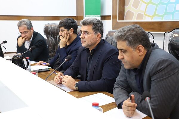 ببینید| برگزاری نشست شورای مسکن شوشتر با حضور مدیرکل راه و شهرسازی خوزستان و فرماندار شهرستان