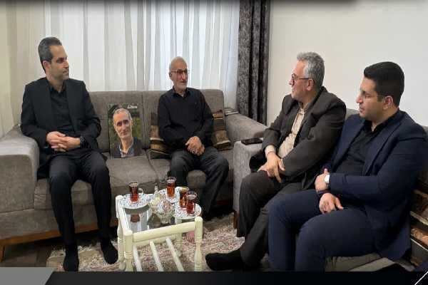 دیدار با خانواده شهید رویین تن