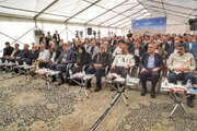 ببینید|  آغاز عملیات اجرایی قطعه اردکان-مهریز از آزادراه نطنز-یزد-سیرجان و بهره‌برداری از ۲۵۰ کیلومتر روکش آسفالت در محورهای شریانی استان یزد