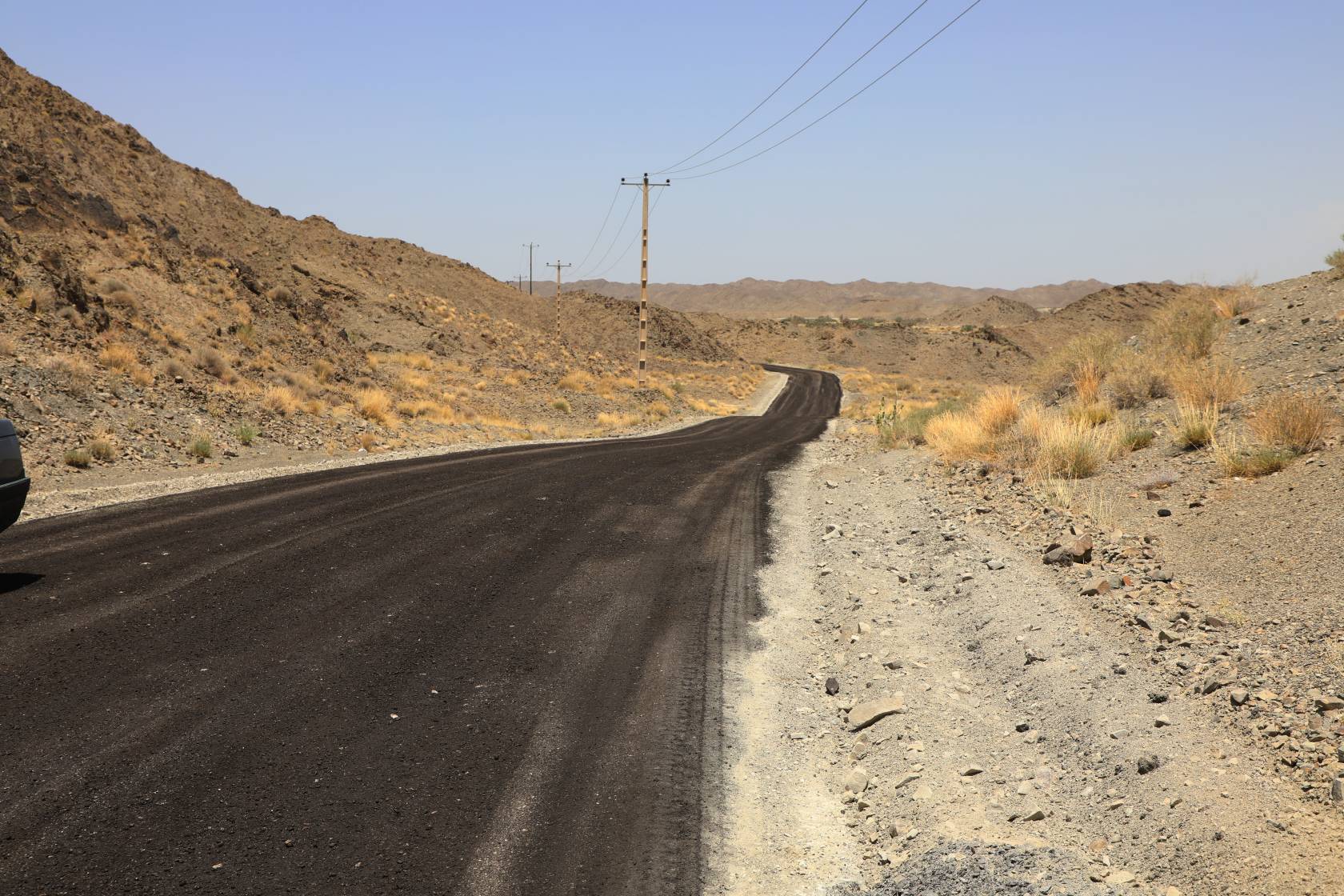 پیشرفت ۷۰درصدی عملیات روکش آسفالت محور روستایی بخش نسکند