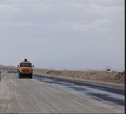 ببینید| عملیات آسفالت بزرگراه خاش- سراوان به همت اداره کل راه و شهرسازی سیستان و بلوچستان