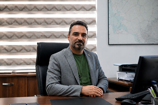 عقدایی
