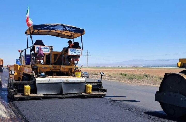 محور قدیم قزوین–رشت در مسیر نوسازی؛ پروژه بهسازی به پیشرفت ۶۰ درصدی رسید