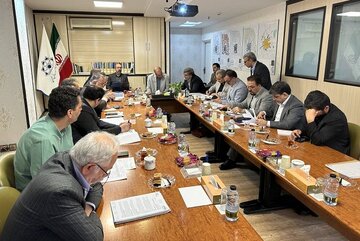 تاکید بر بازتنظیم فعالیت‌های شرکت ثامن بر اساس ماموریت اصلی، بازگشت سکونت و ساماندهی فضاهای پشتیبان زیارت در حریم رضوی