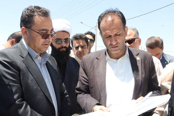 ببینید |  بازید معاون مسکن و ساختمان وزارت راه و شهرسازی از سایت ۲۳ هکتاری نهضت ملی مسکن فیروزه در استان خراسان رضوی