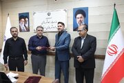 ببینید| آیین انعقاد تفاهم‌نامه بازآفرینی پایدار در محلات هدف کوت‌عبدالله با حضور معاون شرکت بازآفرینی شهری ایران، نماینده اهواز، مدیرکل راه و شهرسازی خوزستان و شهردار