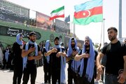 گزارش تصویری //تداوم ورود زائران خارجی اربعین از پایانه مرزی بازرگان؛ حرکت کاروان‌های عشق به سوی تمرچین و کربلای معلی