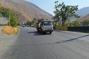 ببینید| عملیات خط کشی محور کرج کندوان حوزه راهداری گچسر