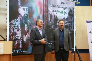 تجلیل کارکنان اداره کل راه و شهرسازی استان قزوین از خدمات مدیر این اداره کل