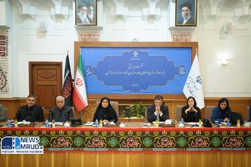 ببینید | نشست هم اندیشی وزیر راه و شهرسازی با اعضای جامعه مهندسان مشاور در حوزه راه و راه آهن