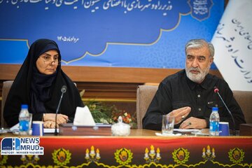 ببینید | نشست وزیر راه وشهرسازی با اعضای کمیسیون امنیت ملی و سیاست خارجی مجلس شورای اسلامی