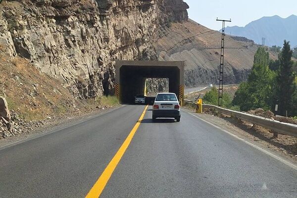ببینید| عملیات خط کشی محور کرج کندوان حوزه راهداری گچسر