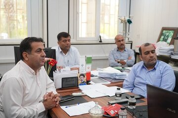 جلسه جمع آوری آب های سطحی اراضی 450 هکتاری بوشهر