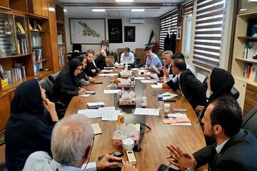 نشست مشترک ادارات کل راه و شهرسازی و راهداری و حمل‌ونقل جاده‌ای آذربایجان شرقی برگزار شد