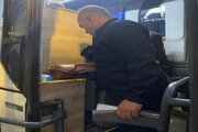 ببینید|کنترل و نظارت بر ناوگان حمل‌ونقل مسافری  توسط نیروهای راهداری و حمل و نقل جاده‌ای استان البرز در پايانه مرزی مهران