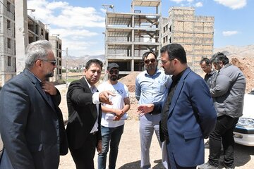 نظارت میدانی مدیرکل راه و شهرسازی استان سمنان بر پروژه های مسکونی و راهسازی شهرستان مهدیشهر