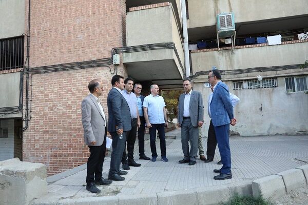 بازدید از پروژه مستند بازآفرینی بافت‌های فرسوده در پیکان‌شهر