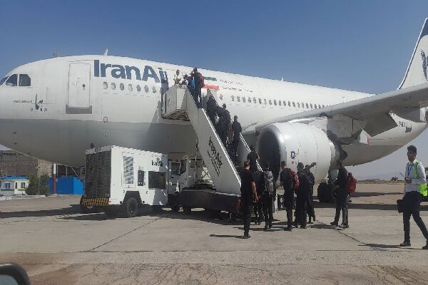 ببینید|گزارش تصویری از عملیات پروازهای اربعین "هما" در فرودگاه کرمان