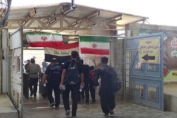 تردد زائران از پایانه مرزی شهید سلیمانی(مرز مهران)