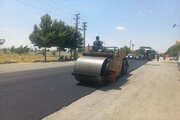 ببینید | ادامه عملیات روکش آسفالت محور روستایی رامجین به عرب آباد در شهرستان چهارباغ