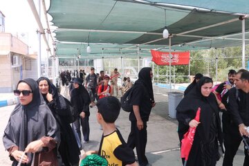 ببینید | تردد روان زائران اربعین حسینی از پایانه مرزی چذابه | یکشنبه ۱۱ مرداد ۱۴۰۵